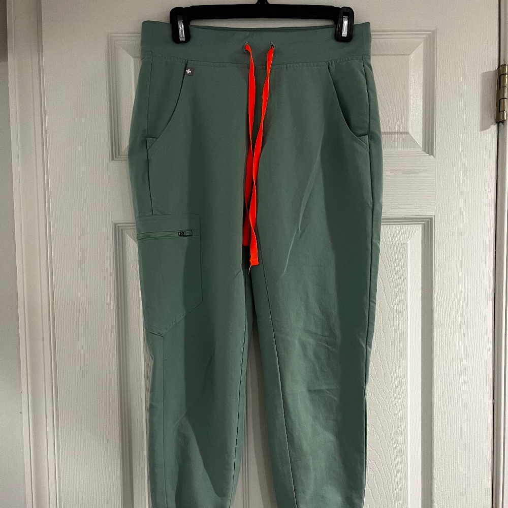 Figs Technical Collection  Zamora Jogger Scrub Pants